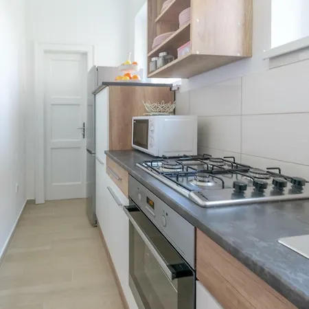 Apartman Rhapsody Διαμέρισμα Σπλιτ