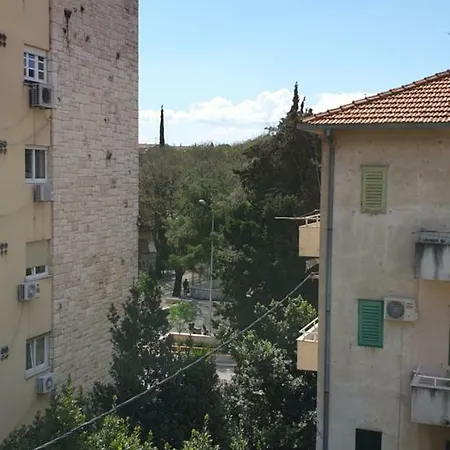 Διαμέρισμα Apartman Rhapsody *